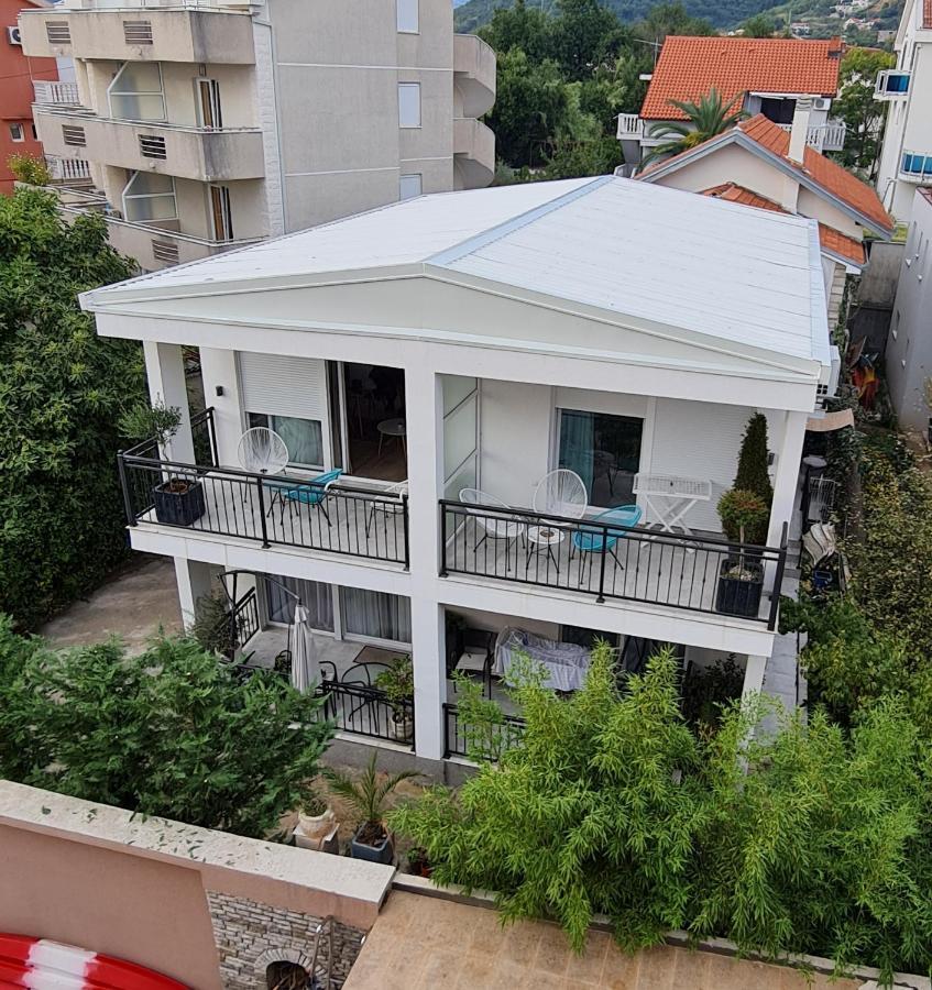 Apartments ติวัต ภายนอก รูปภาพ